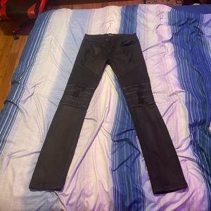 Reason Skinny Black Jeans / Size 30